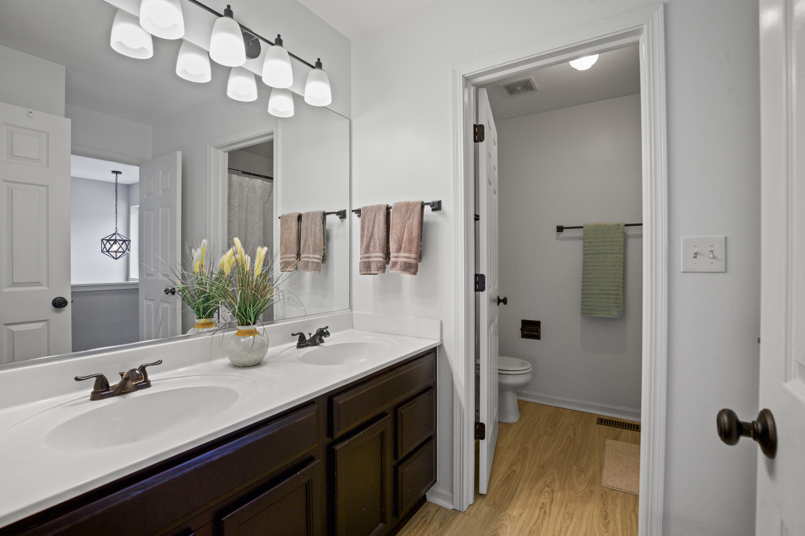 312 Grand Ridge Road #312, St. Charles, IL 60175