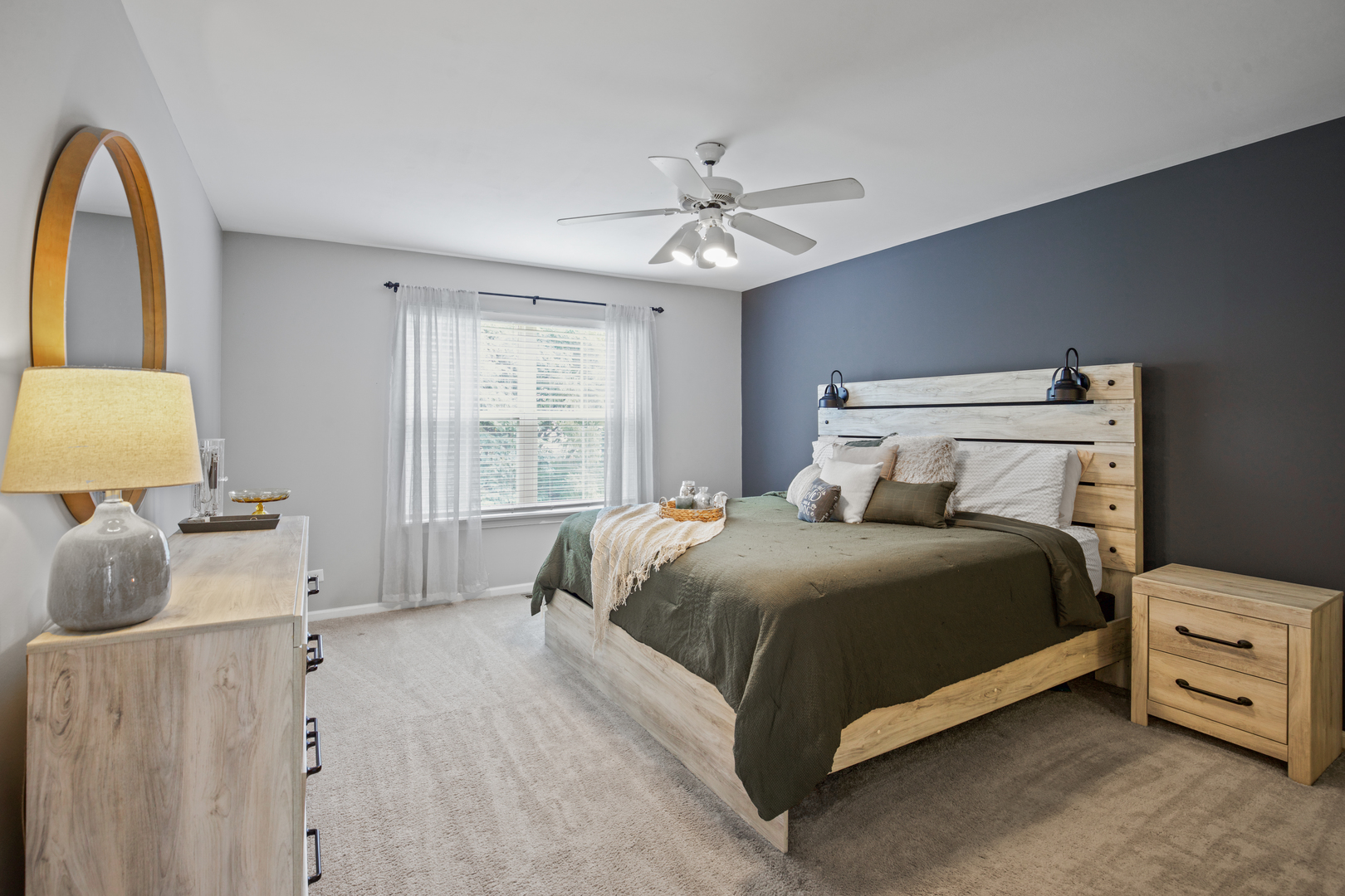 312 Grand Ridge Road #312, St. Charles, IL 60175
