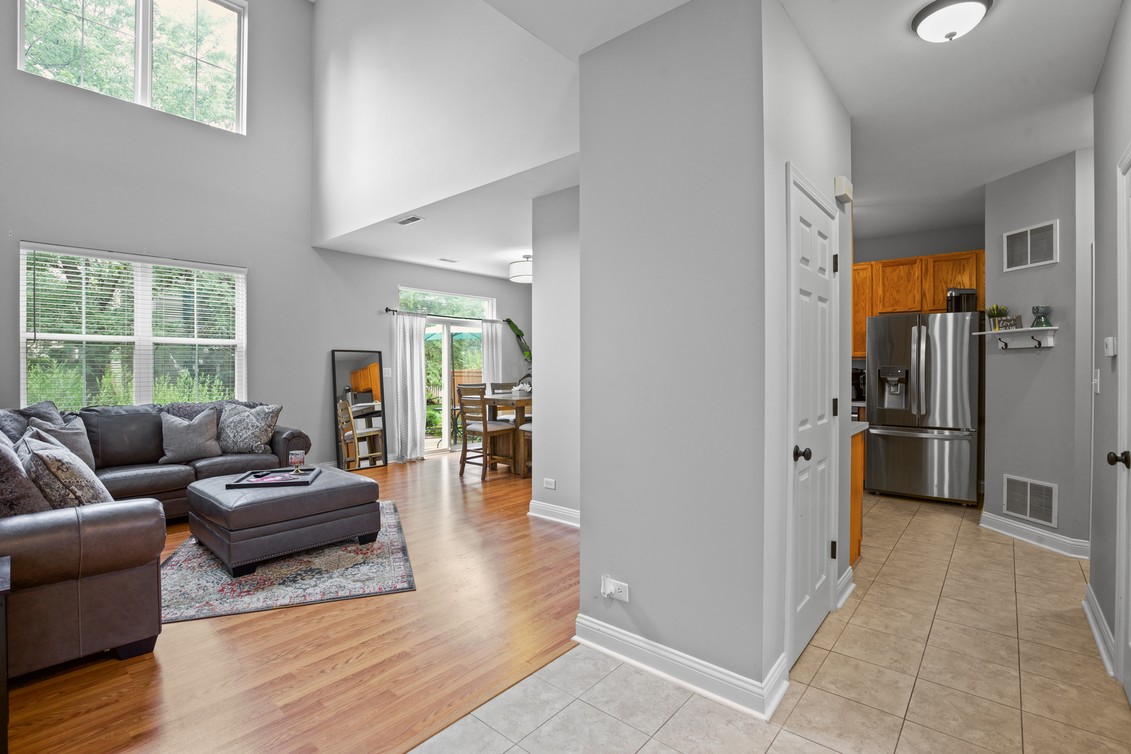 312 Grand Ridge Road #312, St. Charles, IL 60175