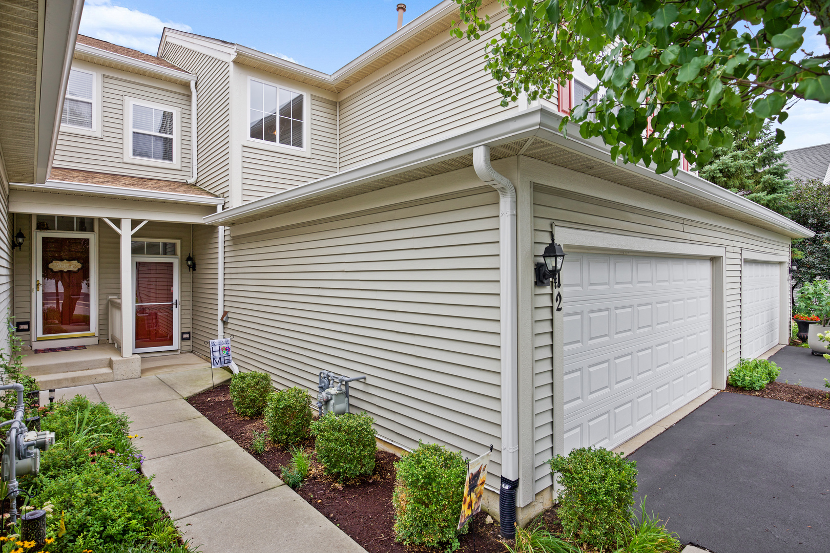312 Grand Ridge Road #312, St. Charles, IL 60175