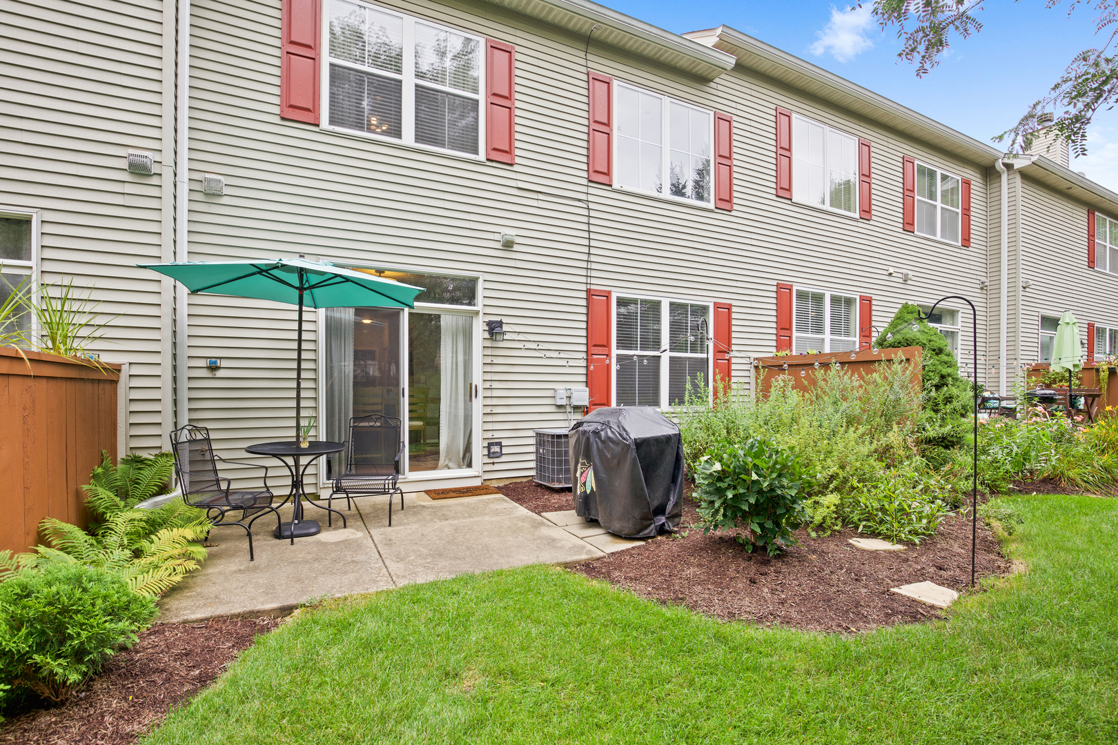 312 Grand Ridge Road #312, St. Charles, IL 60175