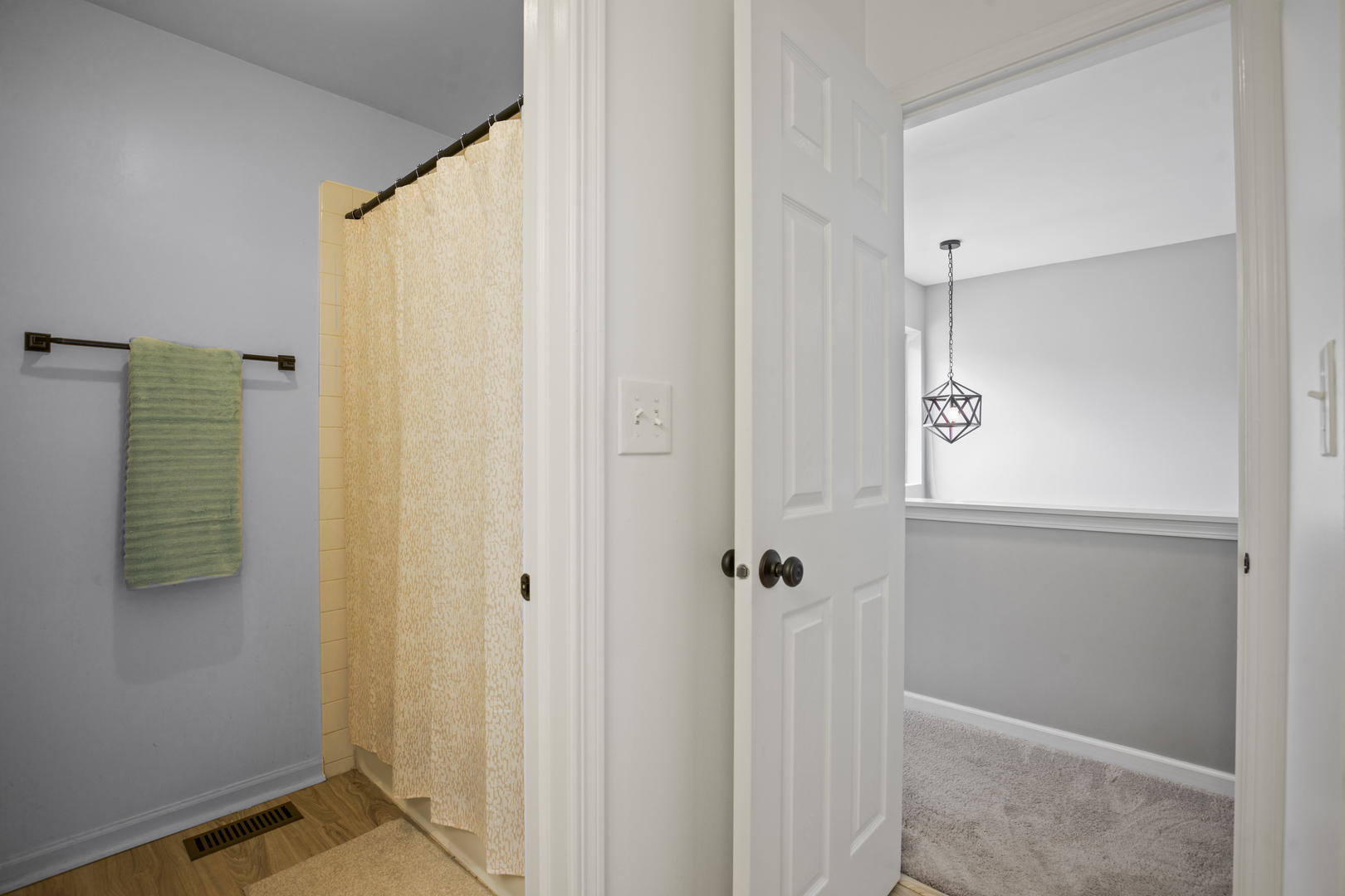 312 Grand Ridge Road #312, St. Charles, IL 60175