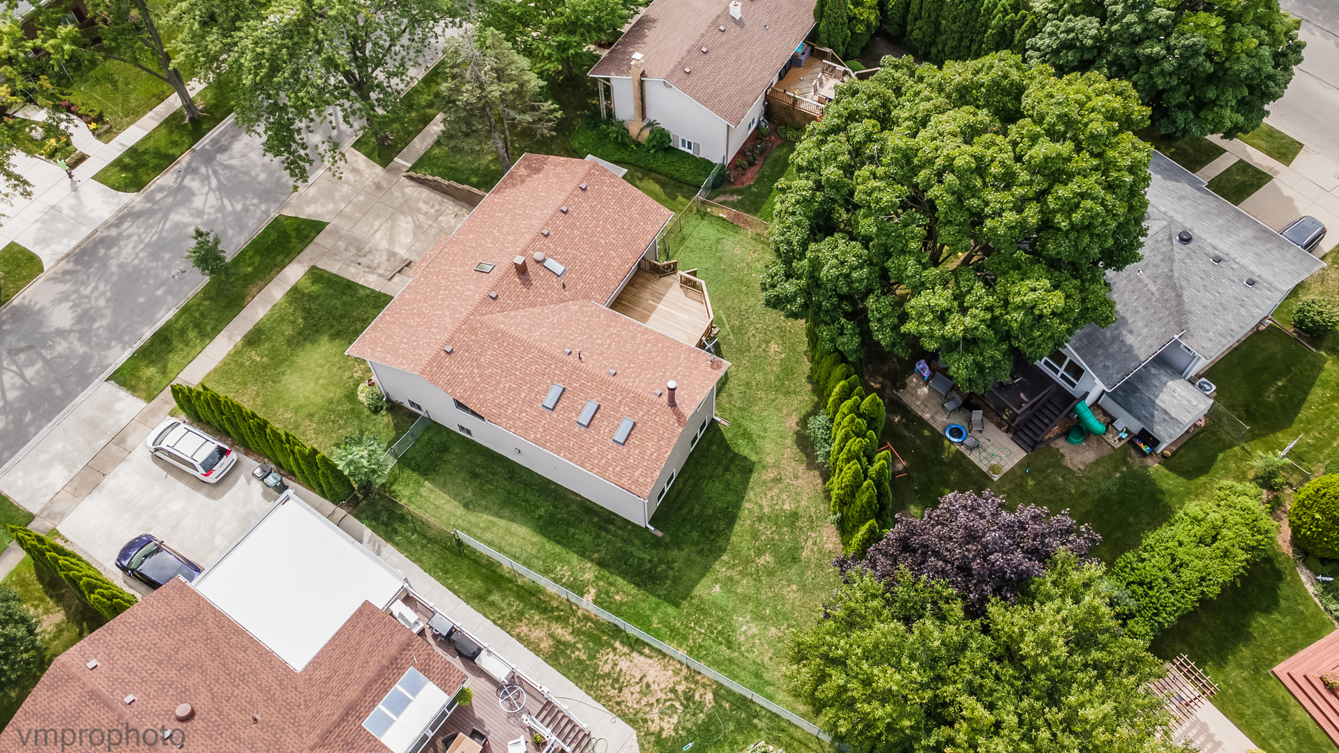1018 E Kitson Drive, Palatine, IL 60074
