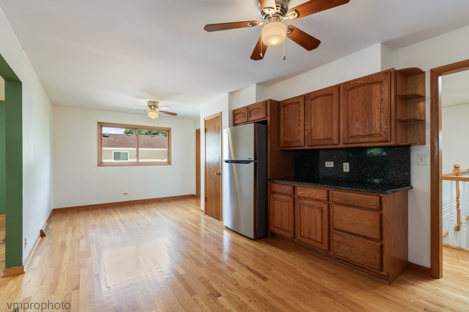1018 E Kitson Drive, Palatine, IL 60074