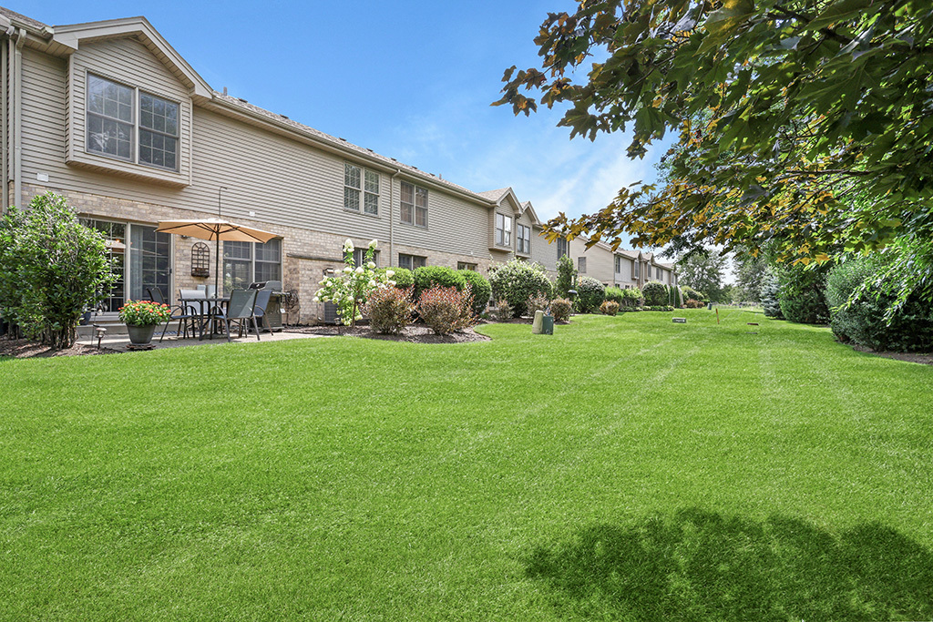 12220 Sumner Street, Lemont, IL 60439