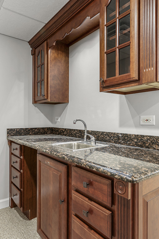 12220 Sumner Street, Lemont, IL 60439