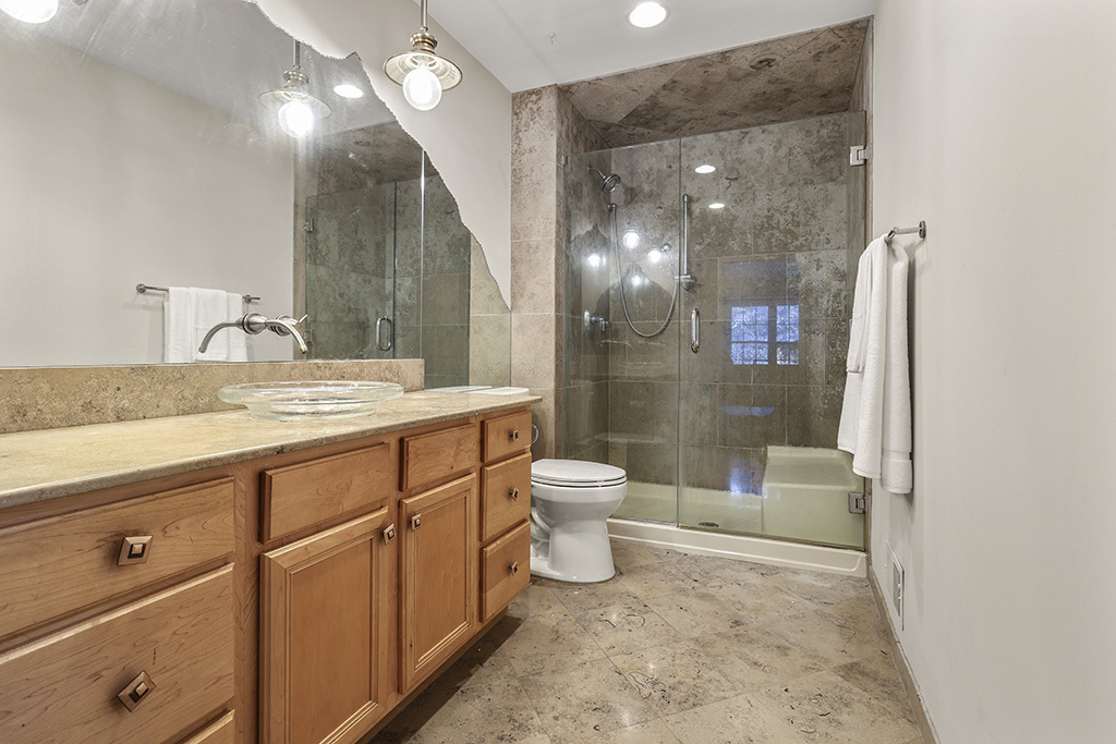 12220 Sumner Street, Lemont, IL 60439