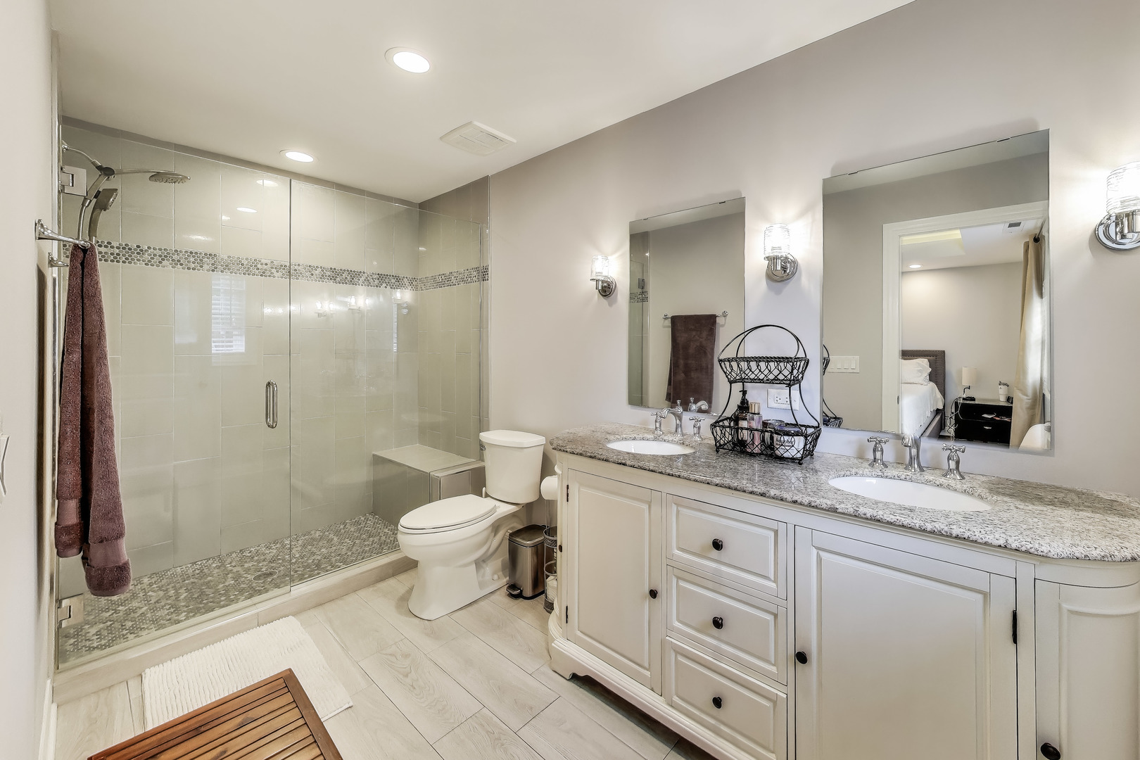 938 S Euclid Avenue, Oak Park, IL 60304