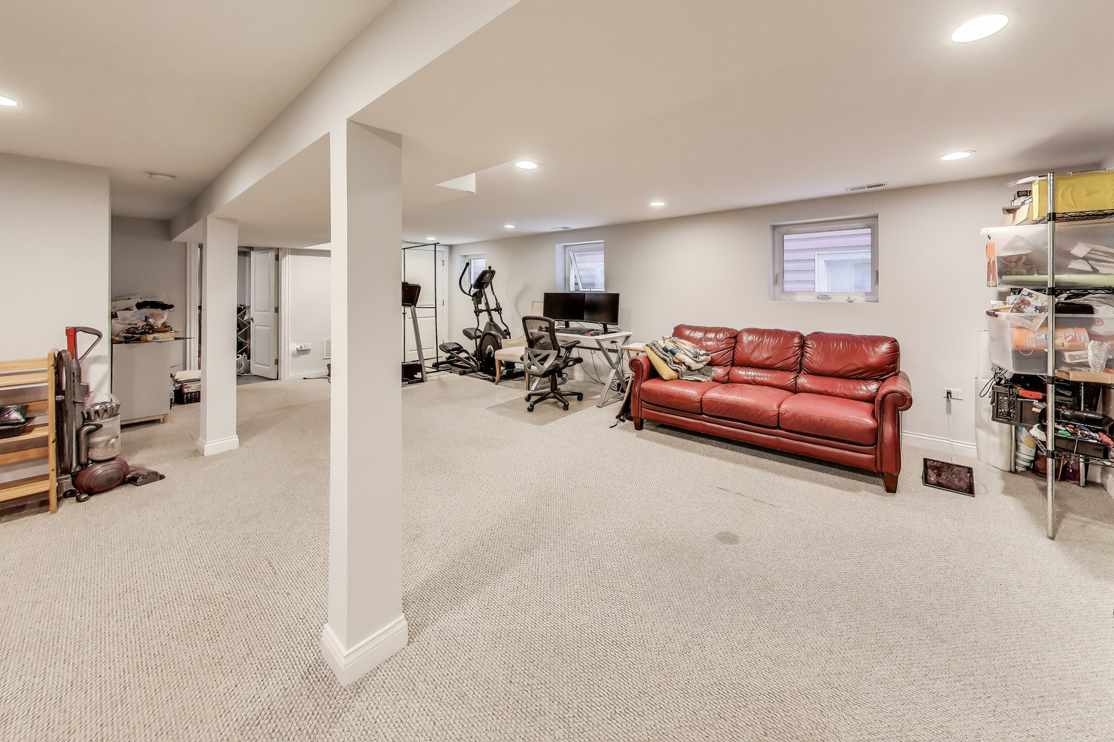 938 S Euclid Avenue, Oak Park, IL 60304