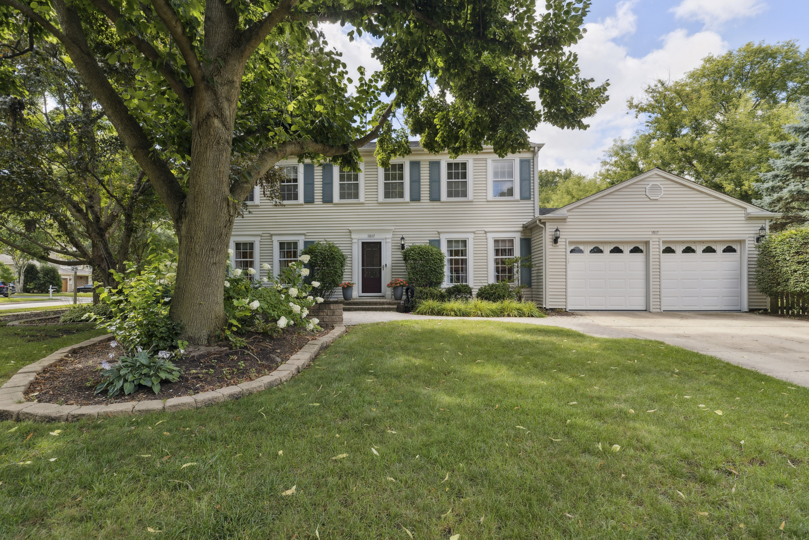 1017 Dawes Street, Libertyville, IL 60048