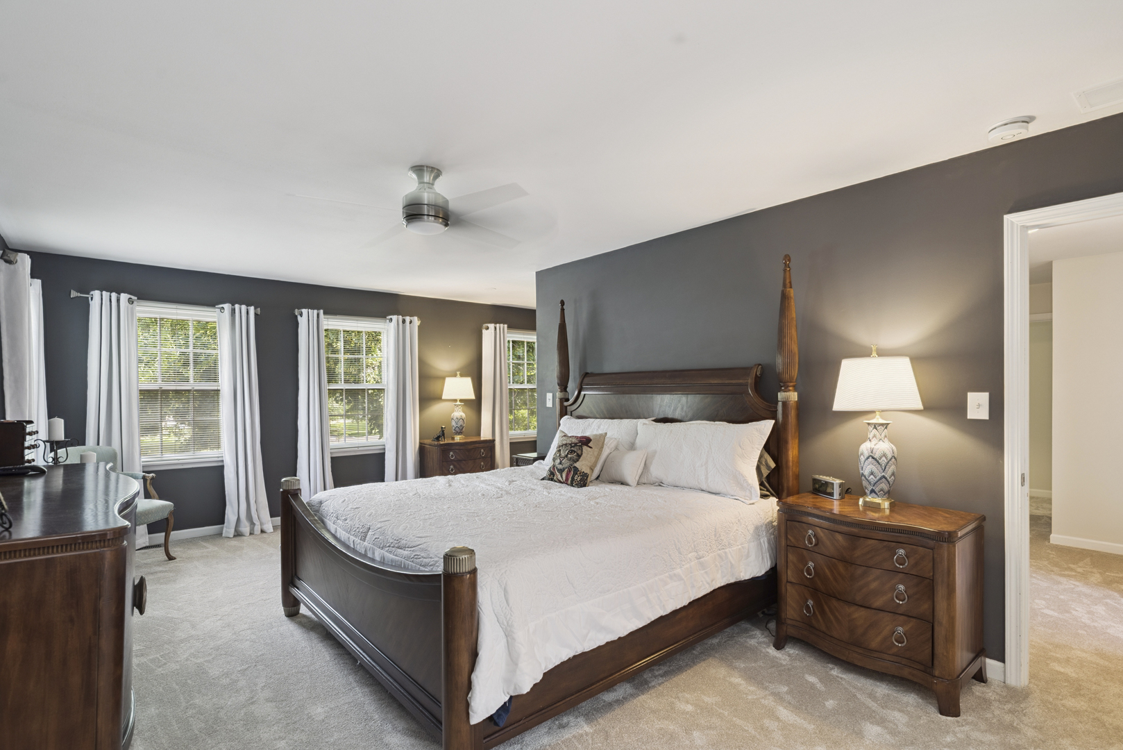 1017 Dawes Street, Libertyville, IL 60048