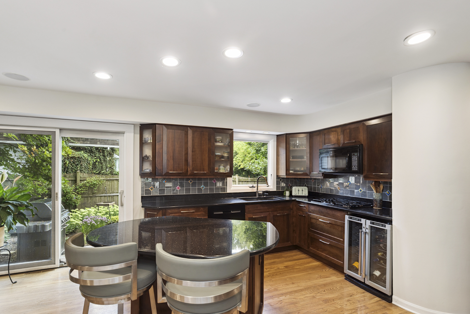 1017 Dawes Street, Libertyville, IL 60048