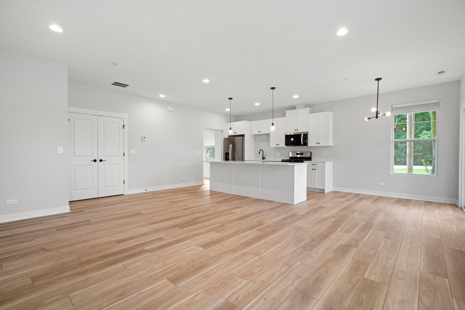 17880 Argos Court, Tinley Park, IL 60477
