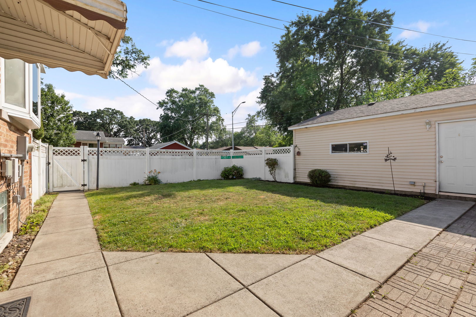 9542 Massasoit Avenue, Oak Lawn, IL 60453