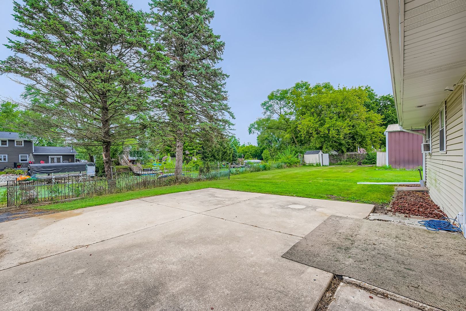 26066 W Oak Avenue, Antioch, IL 60002