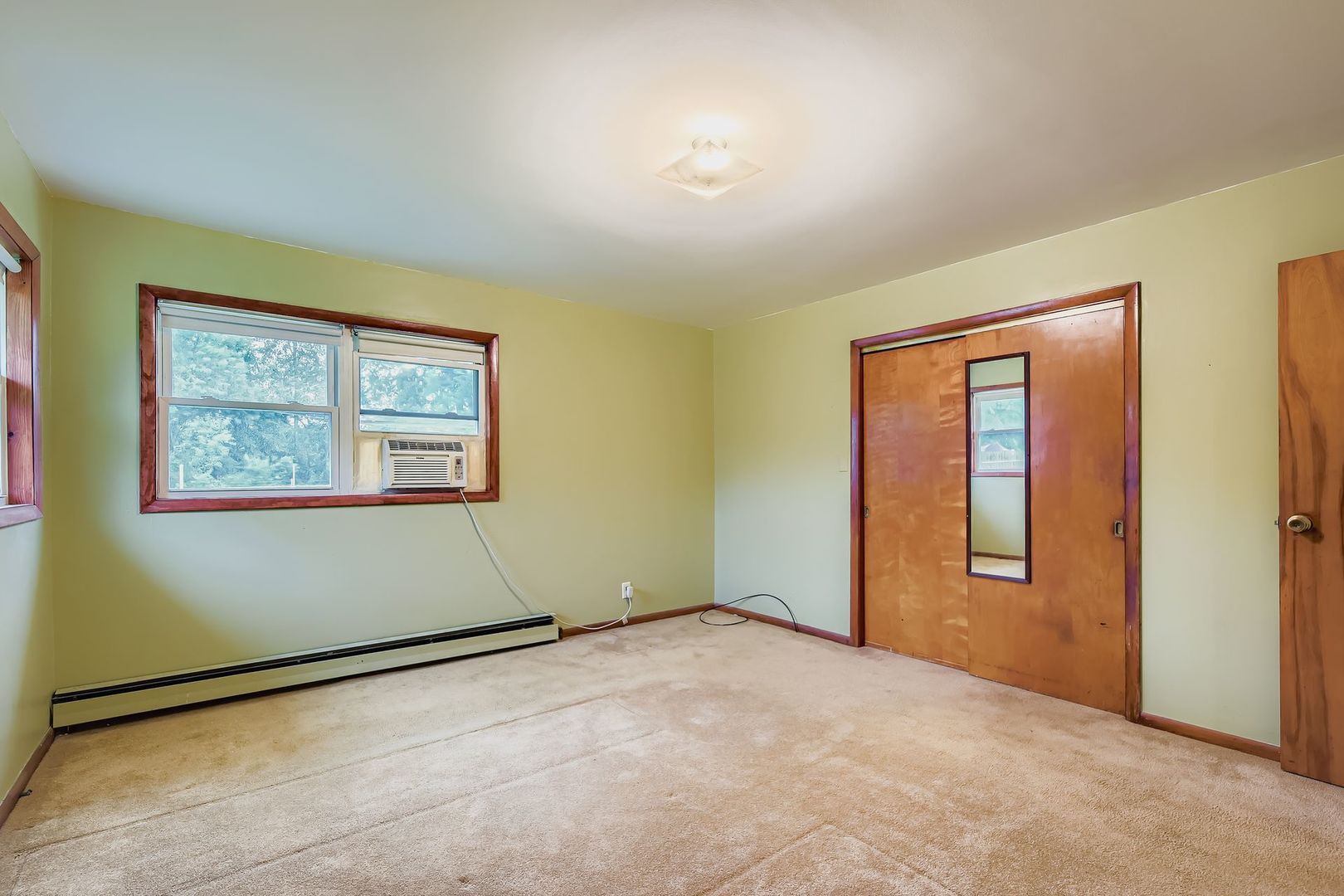 26066 W Oak Avenue, Antioch, IL 60002