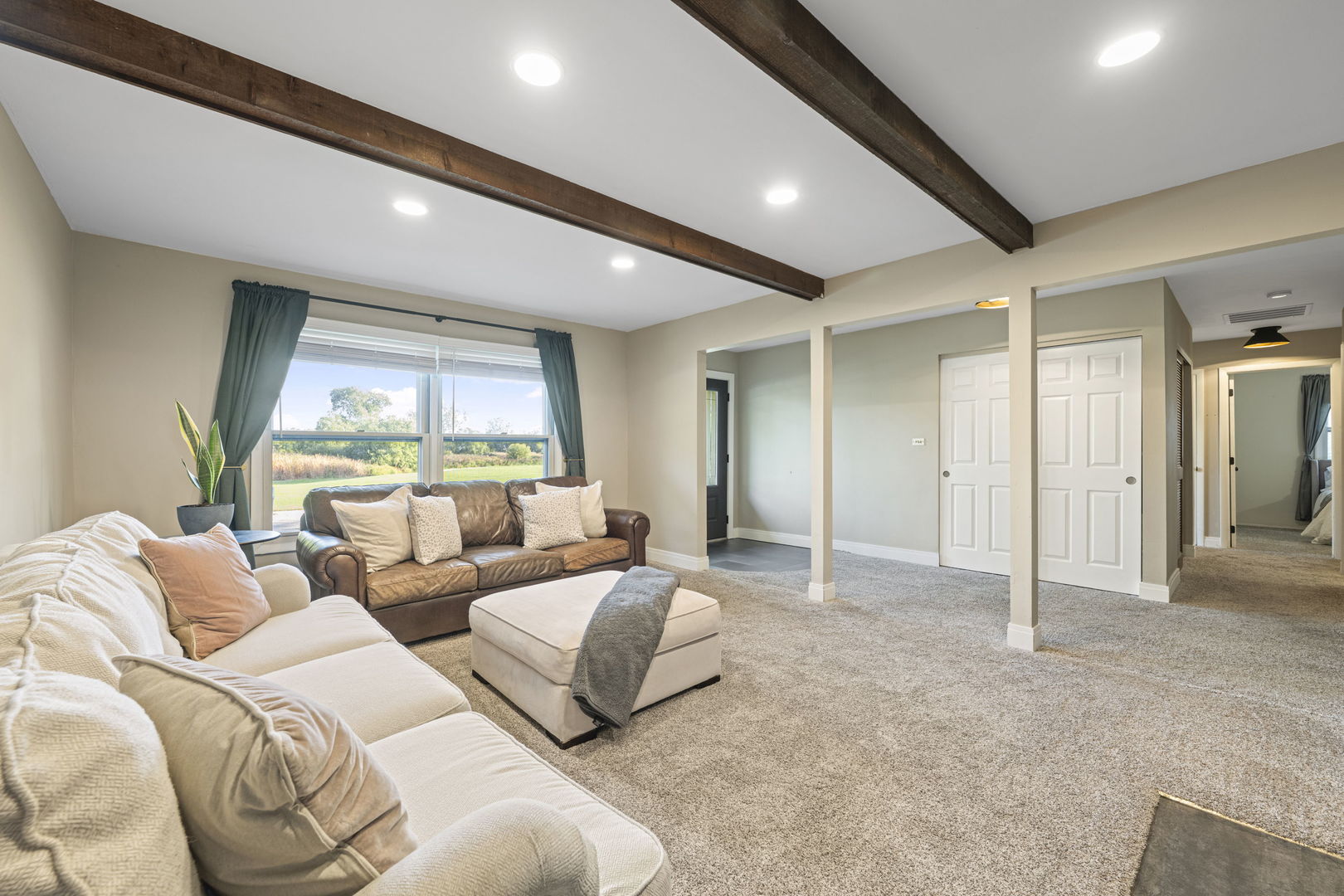 715 Surryse Road, Lake Zurich, IL 60047