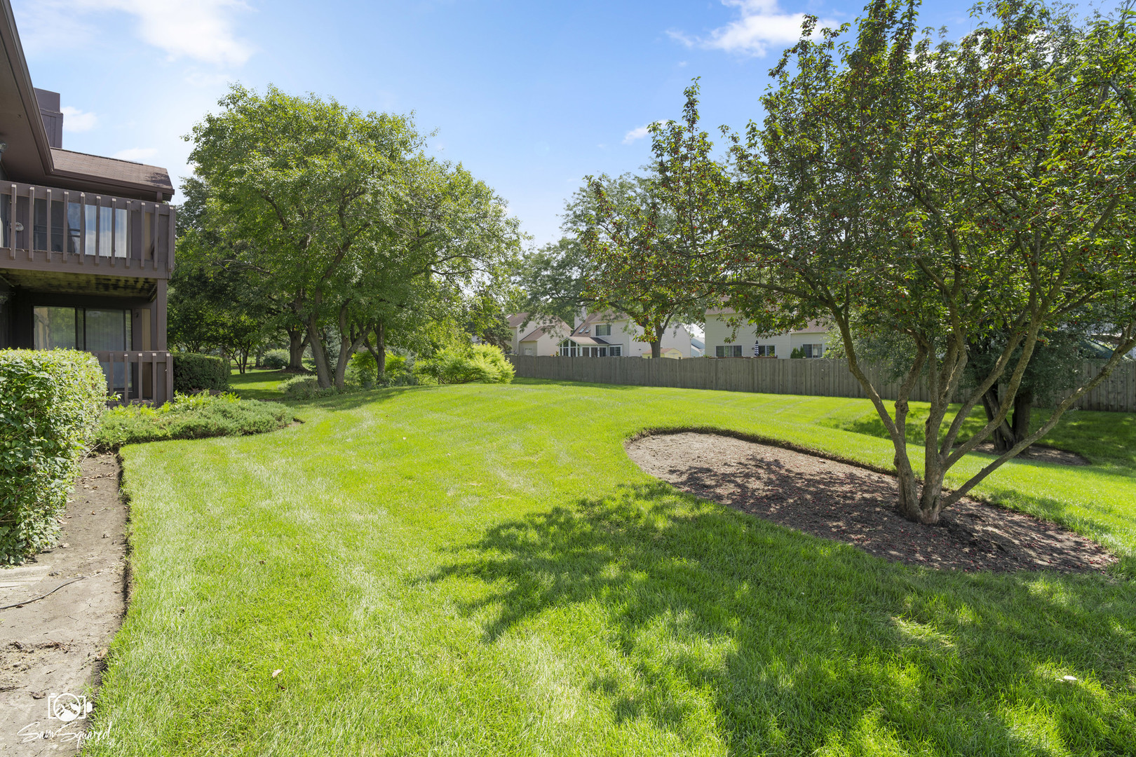 1911 GOLF VIEW Drive #1911, Bartlett, IL 60103