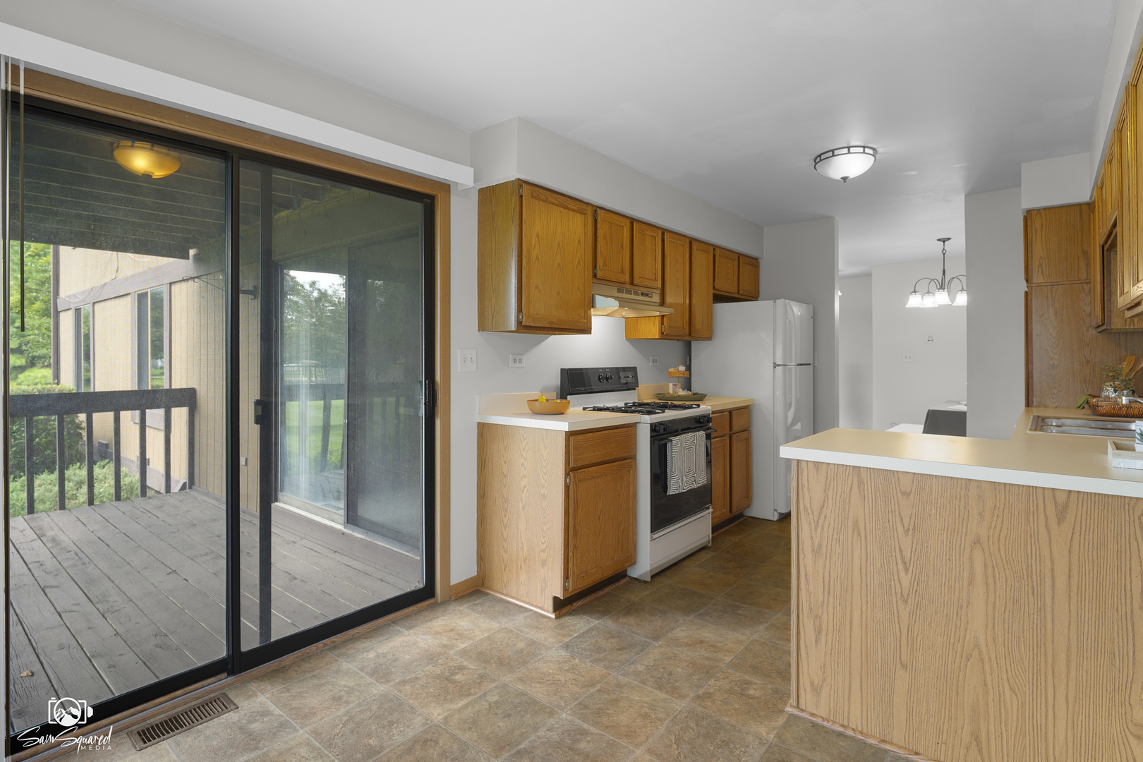 1911 GOLF VIEW Drive #1911, Bartlett, IL 60103