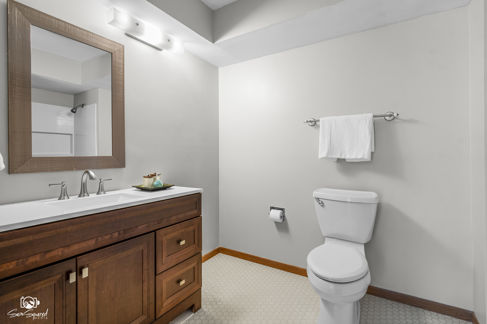 1911 GOLF VIEW Drive #1911, Bartlett, IL 60103