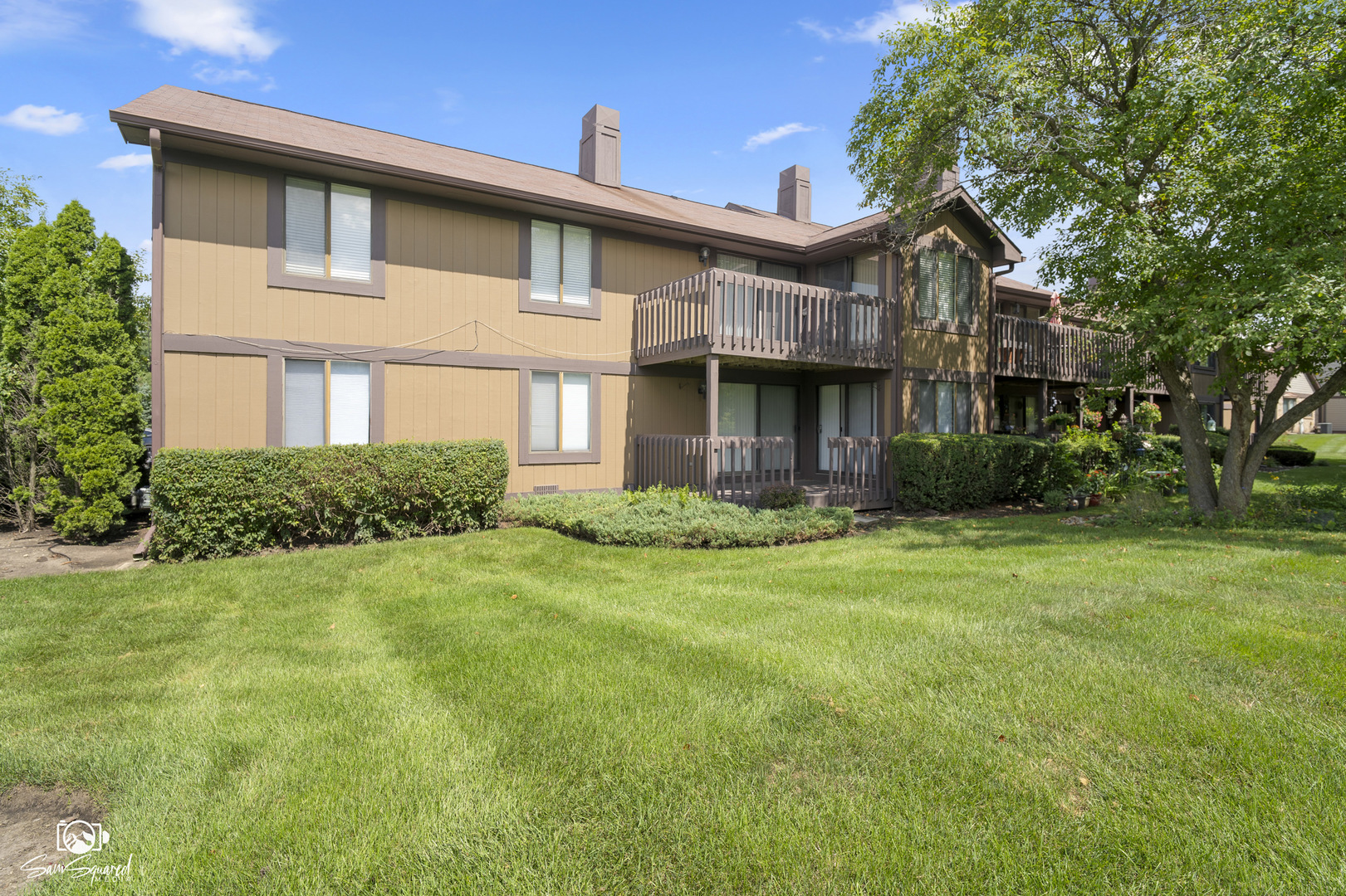 1911 GOLF VIEW Drive #1911, Bartlett, IL 60103