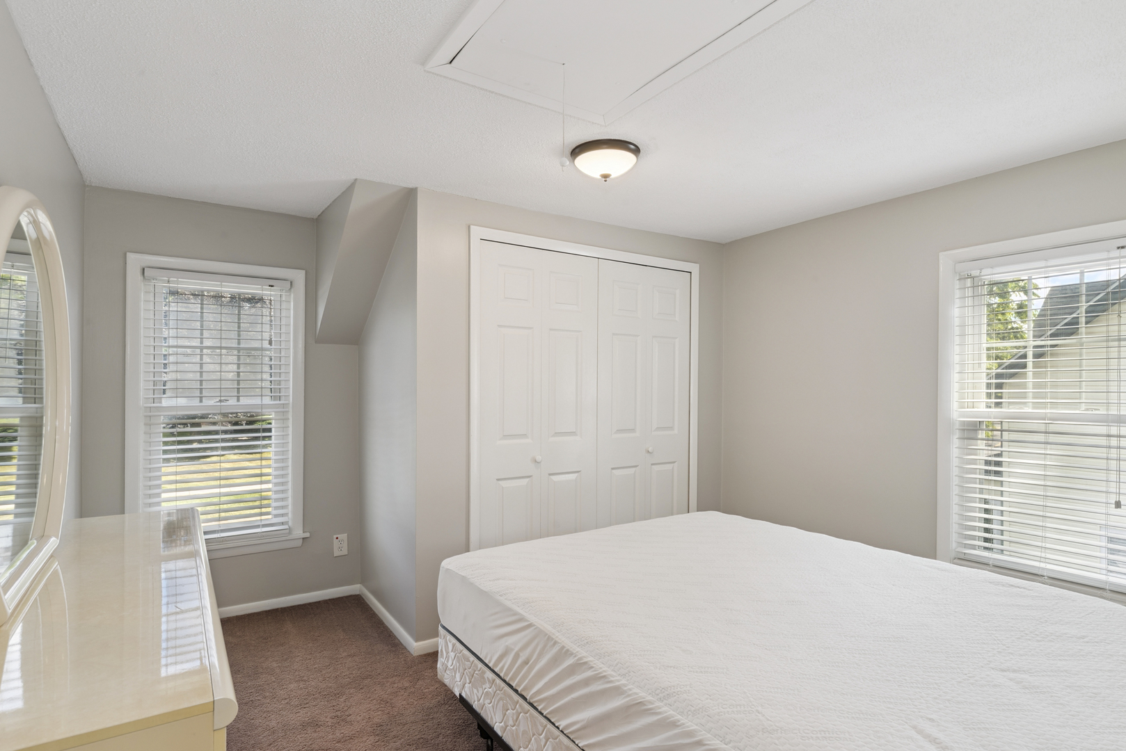 395 Center Street, Grayslake, IL 60030