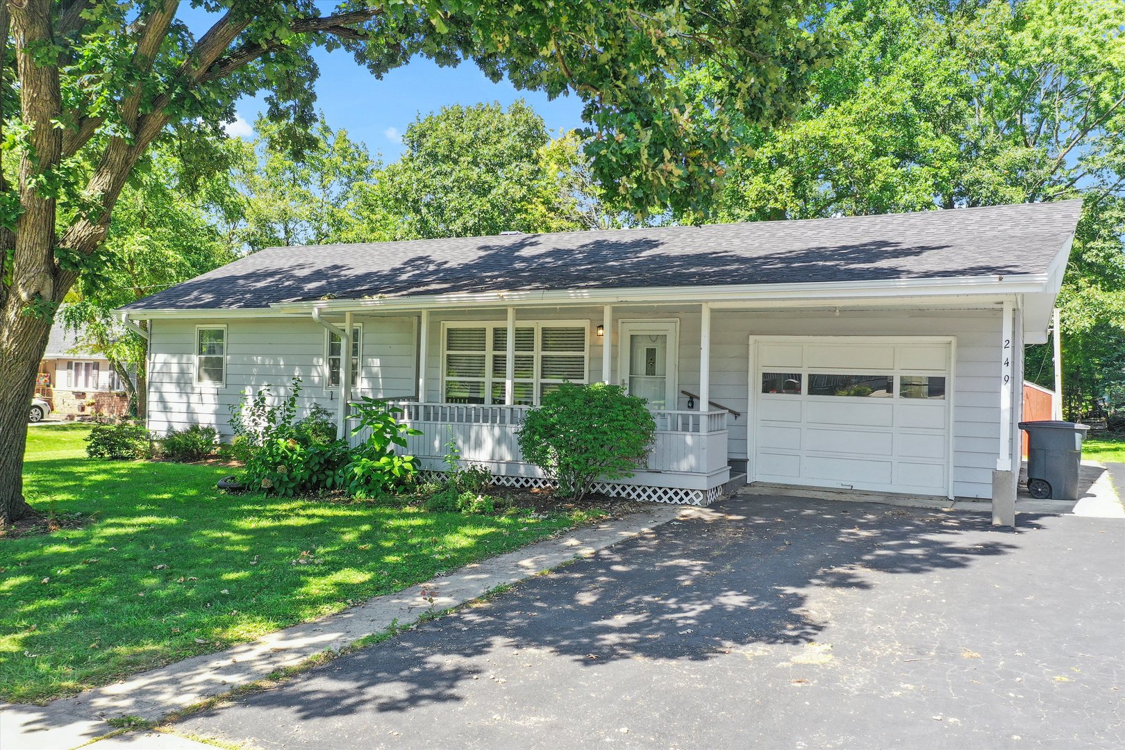 249 W Nebraska Street, Frankfort, IL 60423