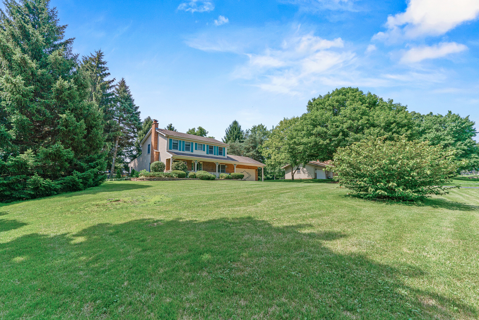 35W225 Crescent Drive, Dundee, IL 60118