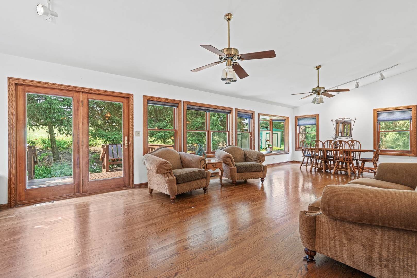 35W225 Crescent Drive, Dundee, IL 60118