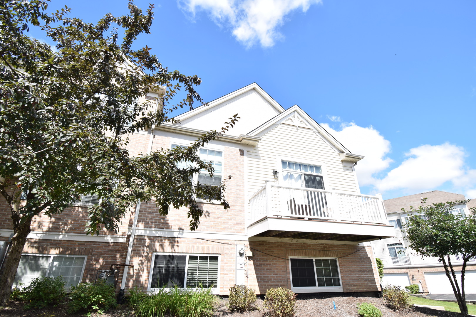 1630 Dogwood Lane, Hanover Park, IL 60133