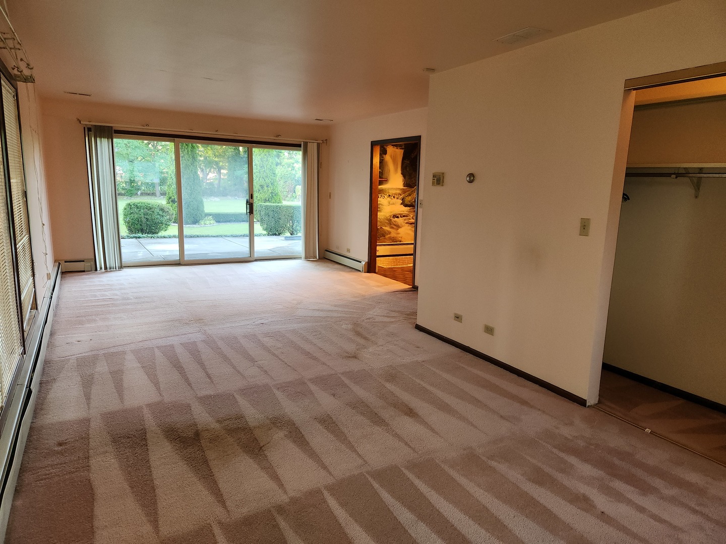 11382 W Leland Avenue, Beach Park, IL 60099