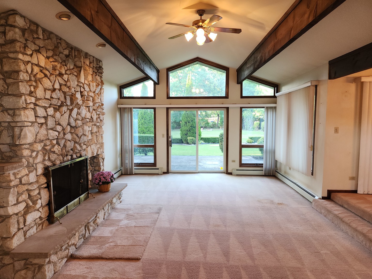11382 W Leland Avenue, Beach Park, IL 60099