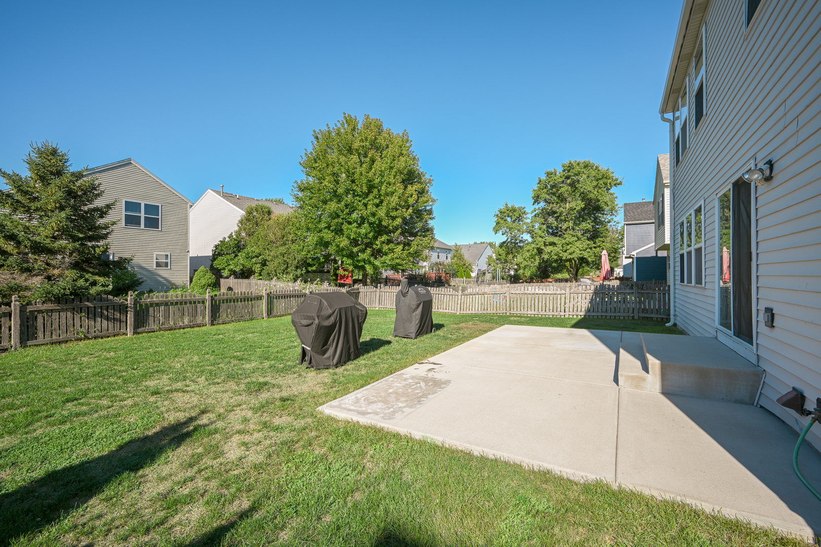 5805 Emerald Pointe Drive, Plainfield, IL 60586