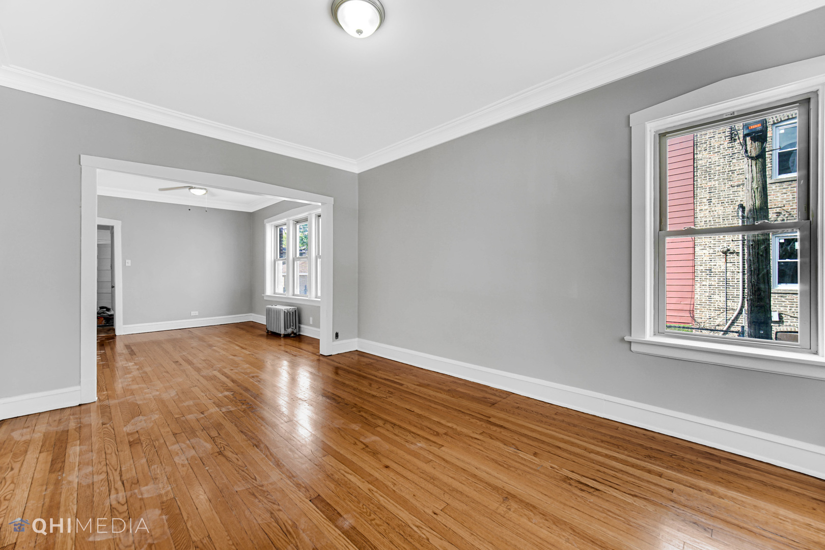 5527 W Potomac Avenue, Chicago, IL 60651