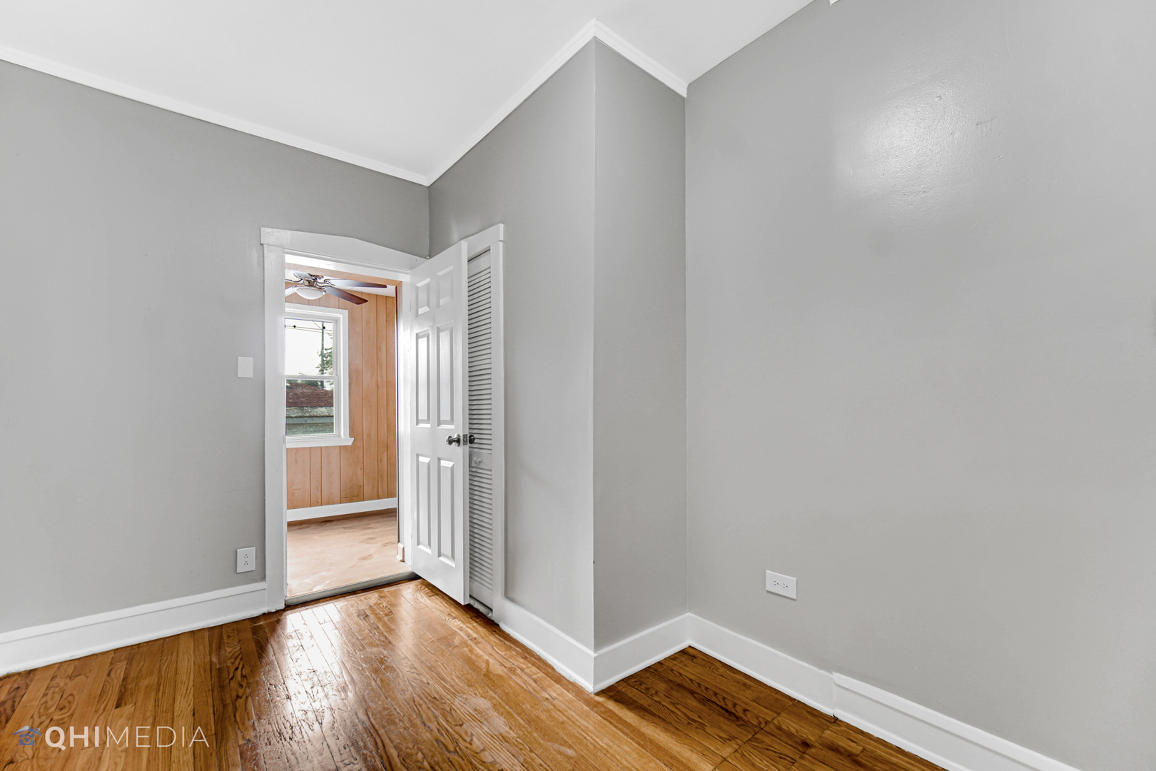 5527 W Potomac Avenue, Chicago, IL 60651