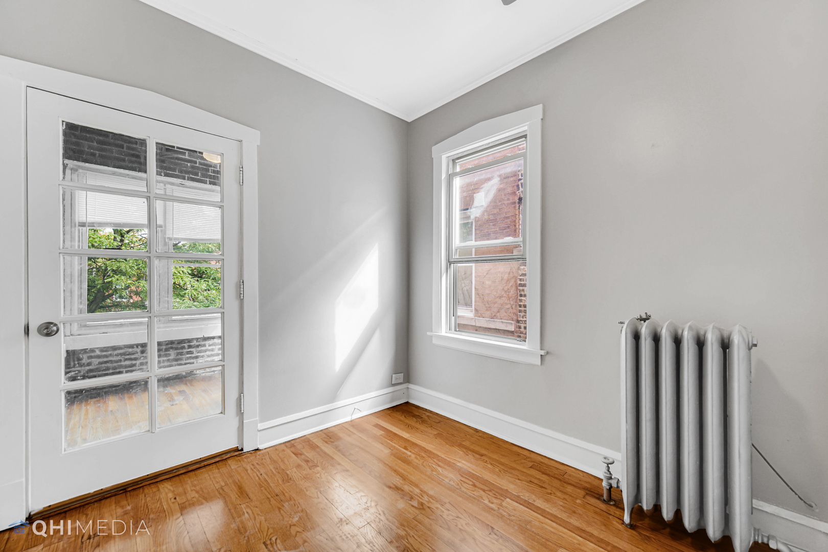 5527 W Potomac Avenue, Chicago, IL 60651