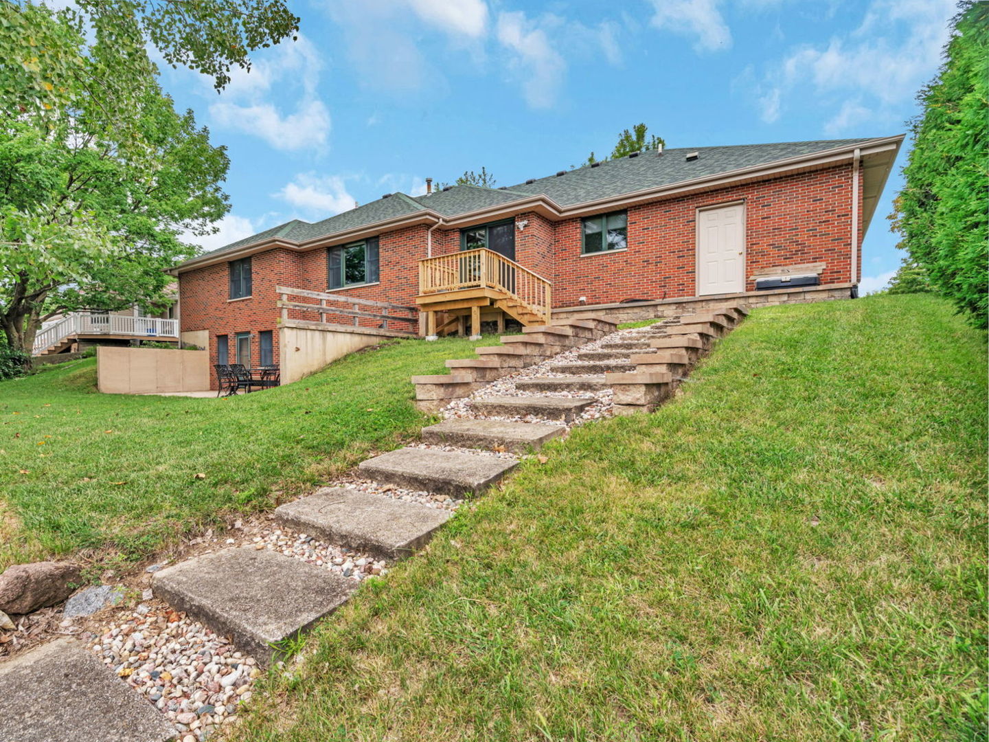 385 Twilight Drive, Morris, IL 60450