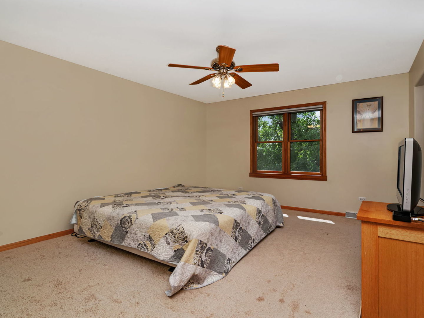 385 Twilight Drive, Morris, IL 60450