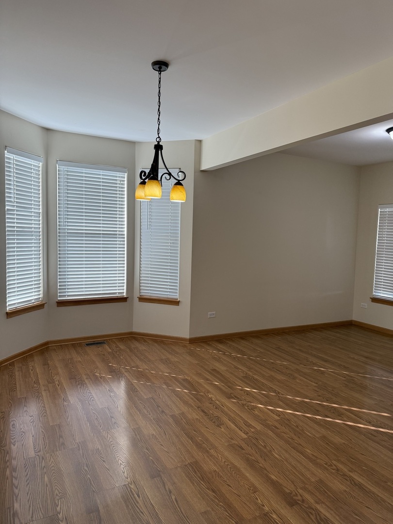 710 Silver Leaf Court, Joliet, IL 60431