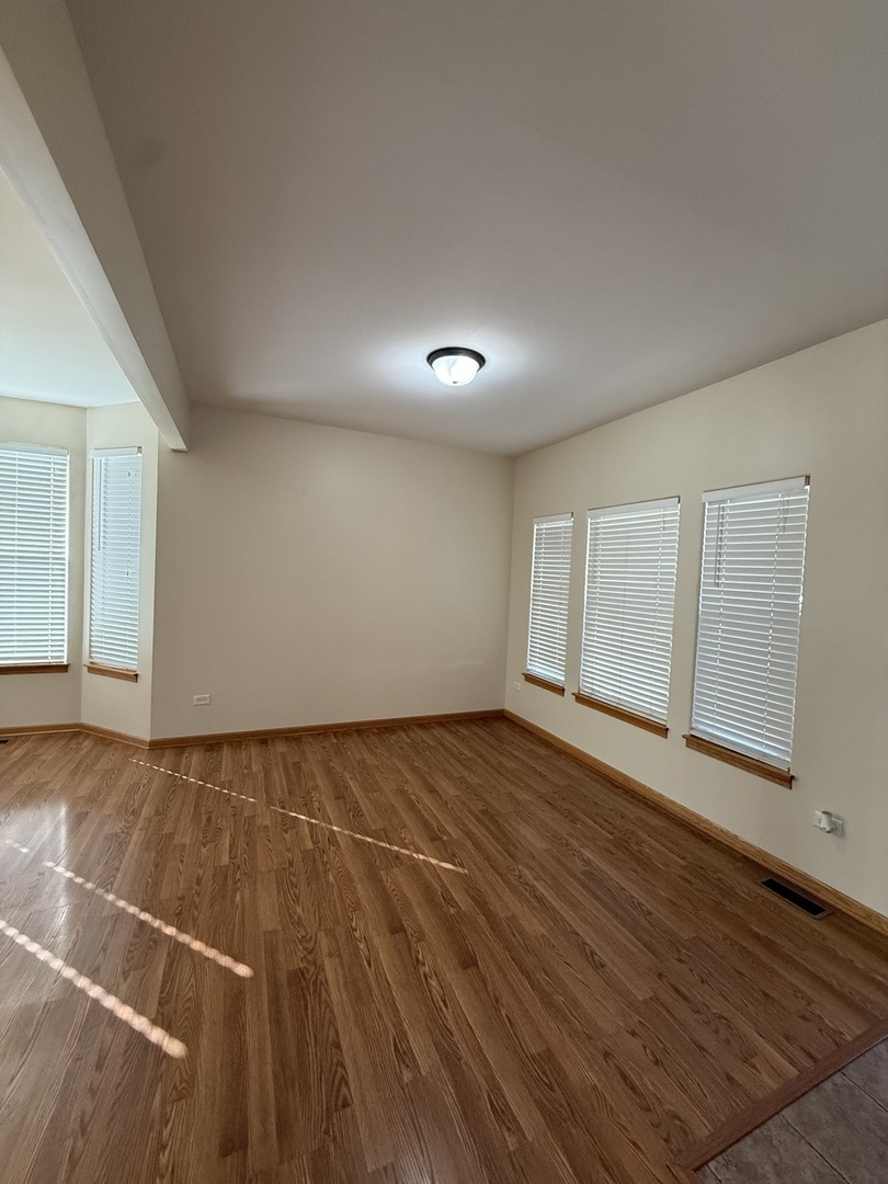 710 Silver Leaf Court, Joliet, IL 60431