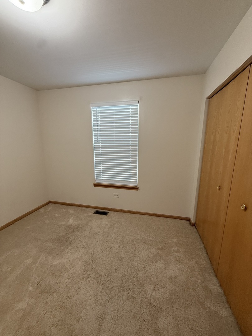 710 Silver Leaf Court, Joliet, IL 60431