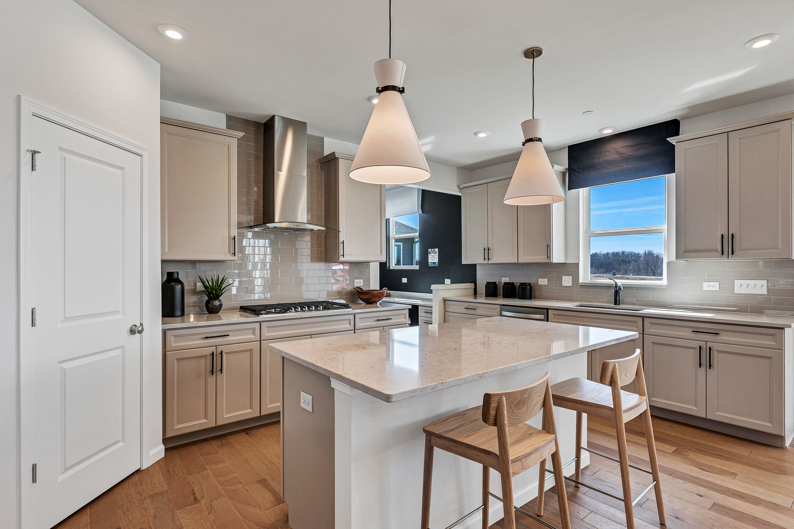 3180 Semple Way, Mundelein, IL 60060