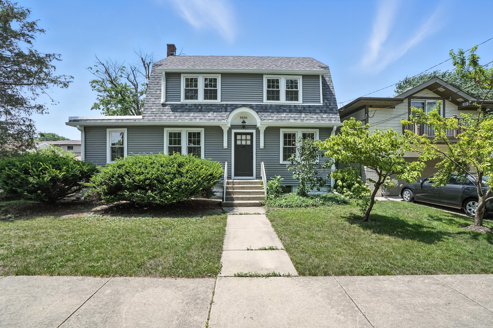 8646 S Nagle Avenue, Burbank, IL 60459