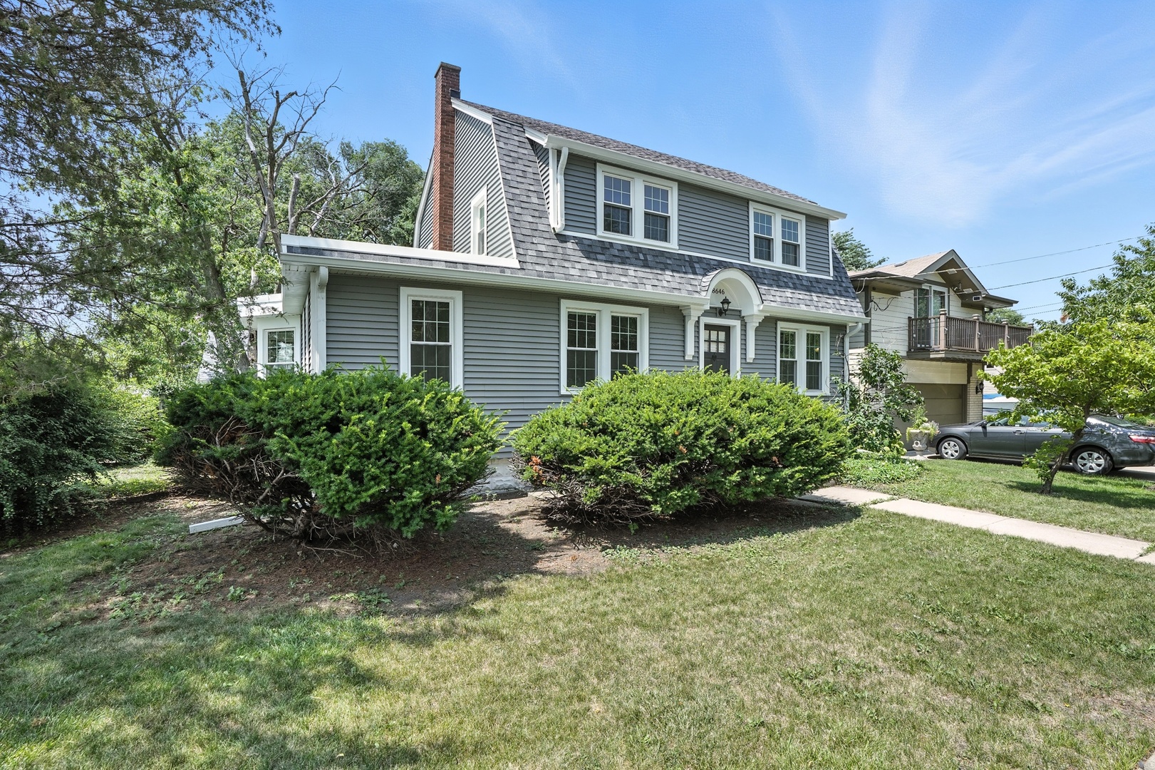 8646 S Nagle Avenue, Burbank, IL 60459