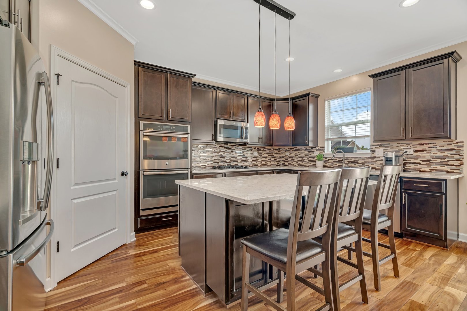 1221 Winding Way, Bolingbrook, IL 60490