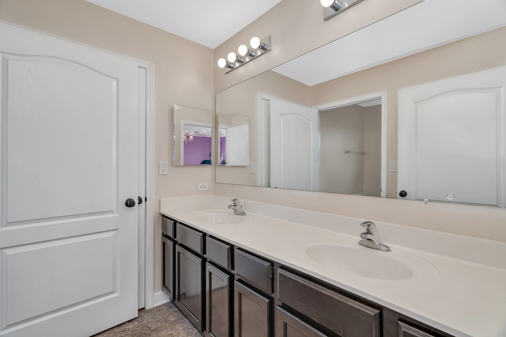 1221 Winding Way, Bolingbrook, IL 60490