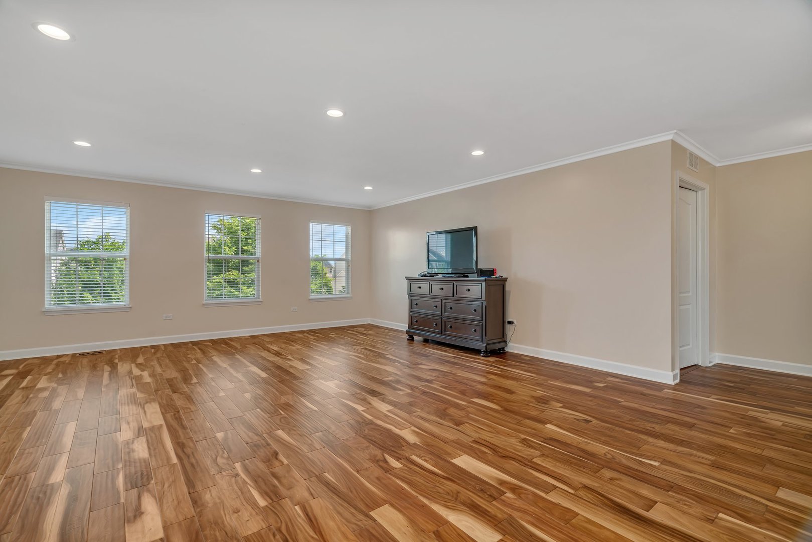 1221 Winding Way, Bolingbrook, IL 60490