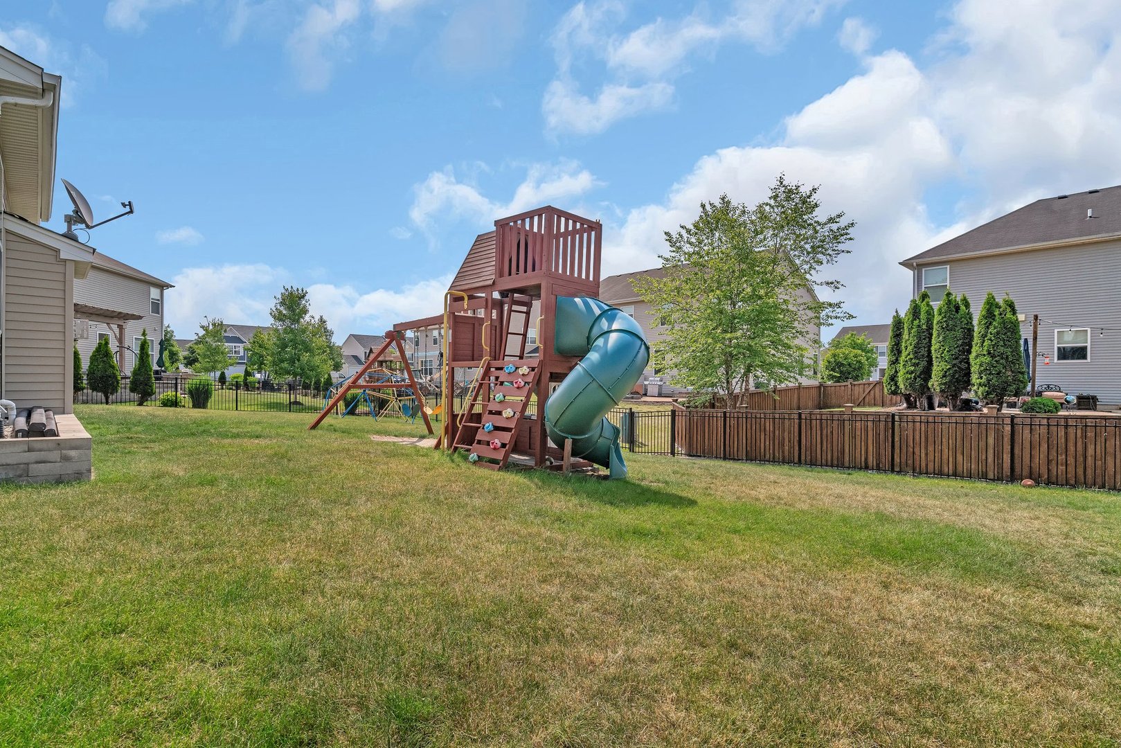 1221 Winding Way, Bolingbrook, IL 60490