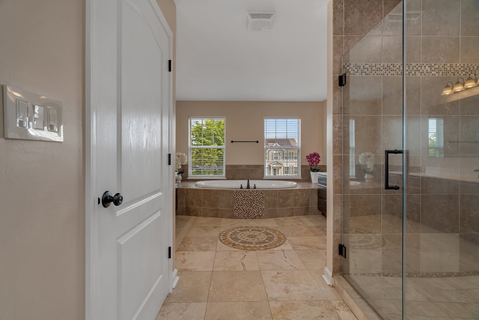 1221 Winding Way, Bolingbrook, IL 60490