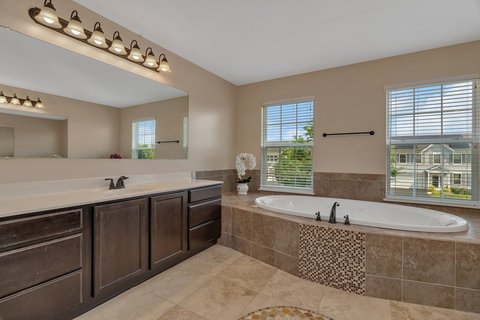 1221 Winding Way, Bolingbrook, IL 60490